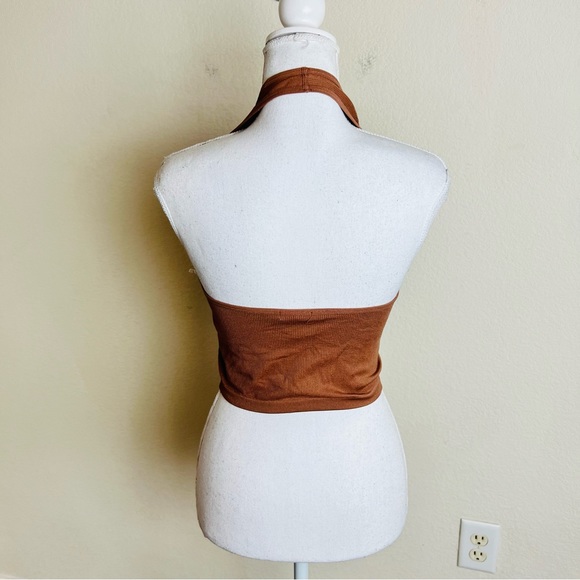 Fashion Nova Mocha Brown Ribbed Halter V-Neck Crop Tank Top - Picture 3 of 3